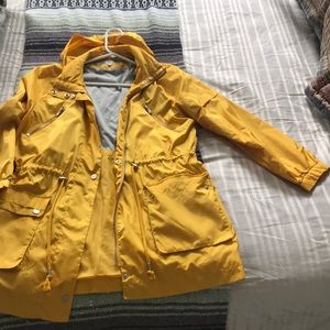 Kenneth Cole lightweight yellow jacket